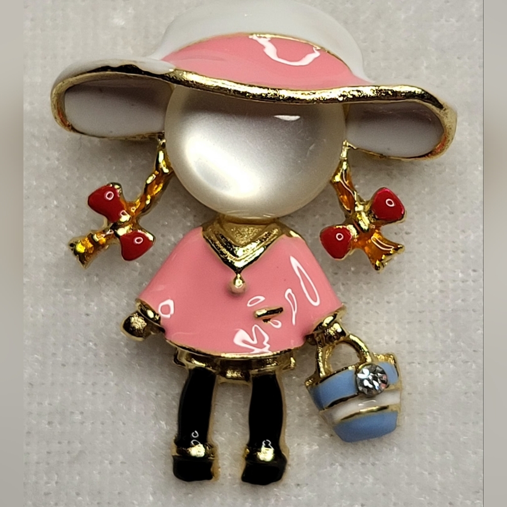 New Cute Pink Enamel Little Girl With Bag Brooch / Pendant